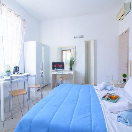 Athena Rooms - Parcheggio Privato Bologna Eksteriør bilde