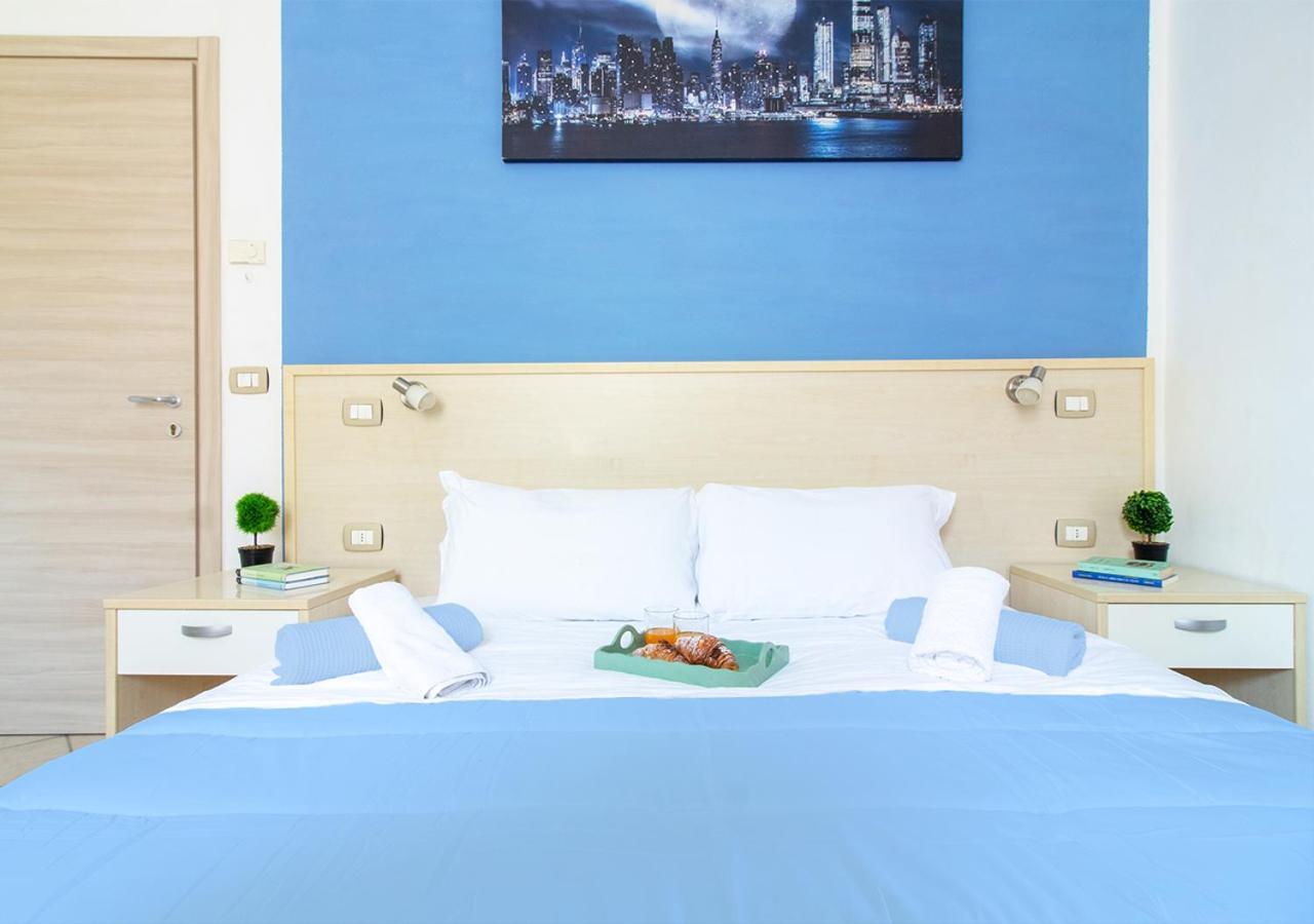 Athena Rooms - Parcheggio Privato Bologna Eksteriør bilde