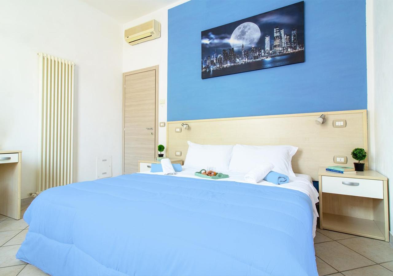 Athena Rooms - Parcheggio Privato Bologna Eksteriør bilde