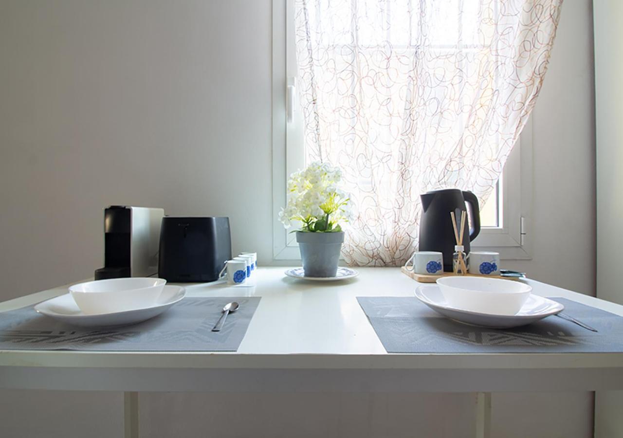 Athena Rooms - Parcheggio Privato Bologna Eksteriør bilde