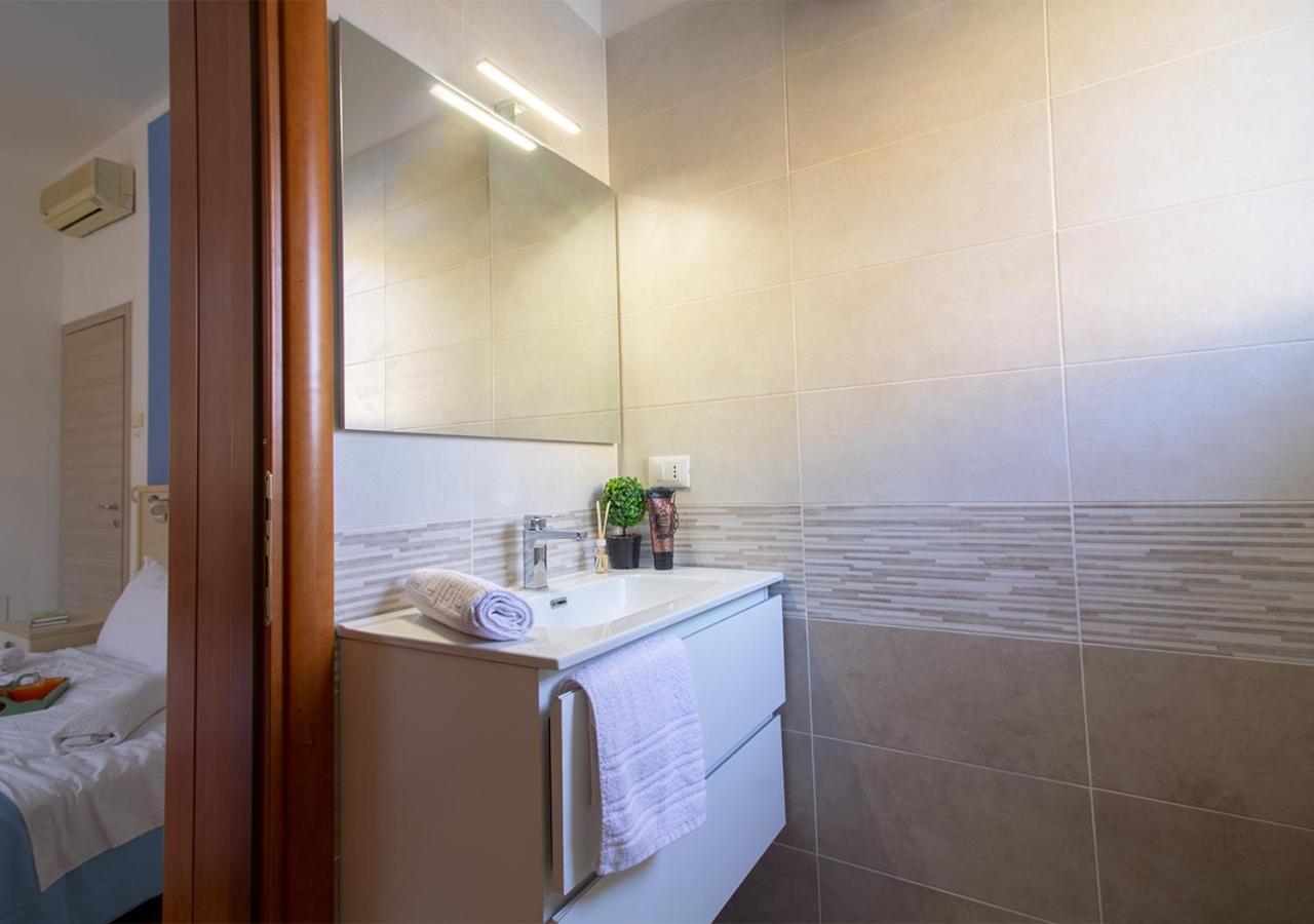 Athena Rooms - Parcheggio Privato Bologna Eksteriør bilde