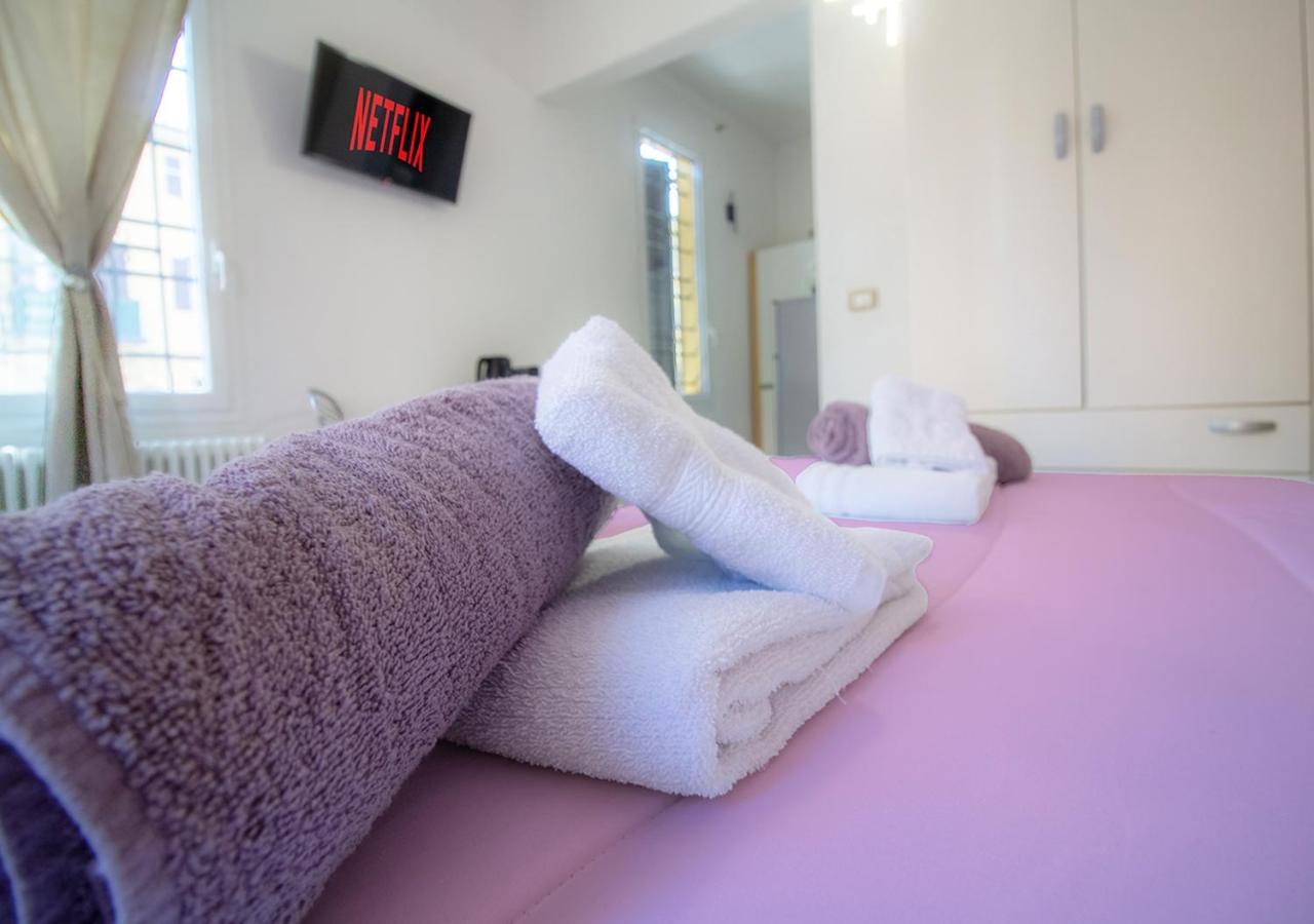 Athena Rooms - Parcheggio Privato Bologna Eksteriør bilde