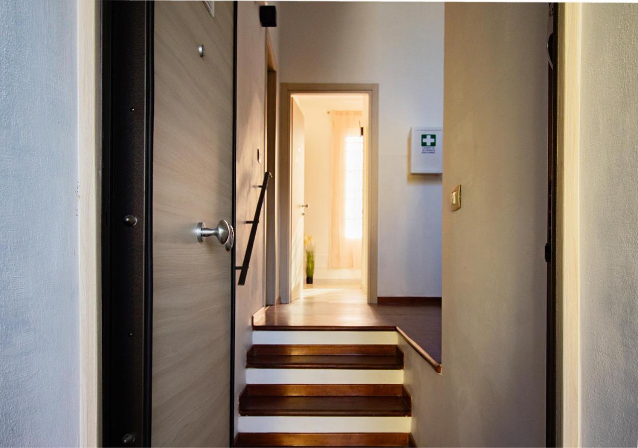 Athena Rooms - Parcheggio Privato Bologna Eksteriør bilde