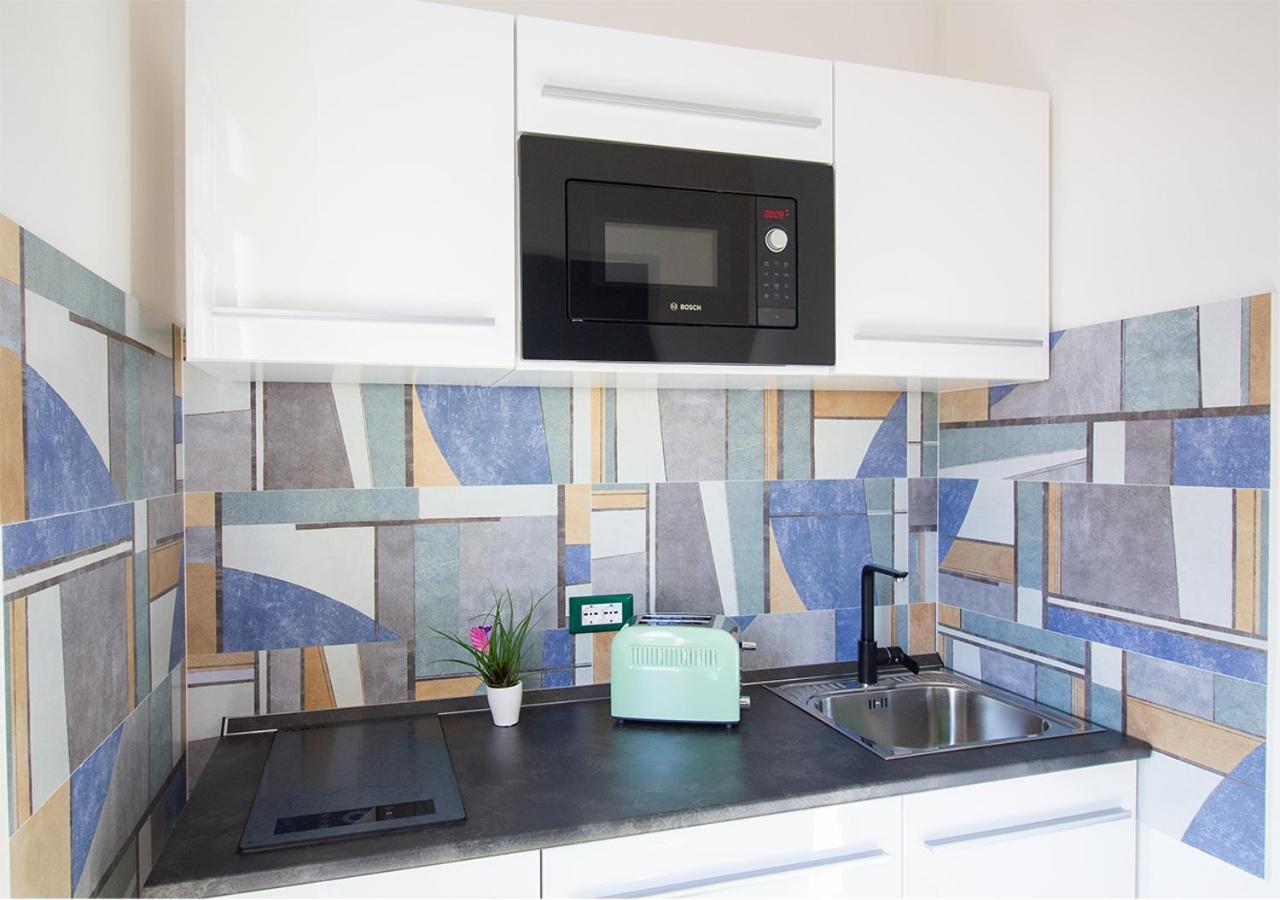 Athena Rooms - Parcheggio Privato Bologna Eksteriør bilde